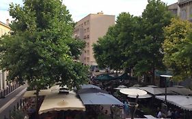 Typique T2 Terrasse Situe Quartier Panier Vieux Port
